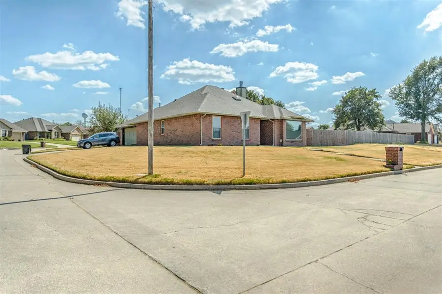 1808 Goldenrod Lane, Midwest City, OK 73130 - #2