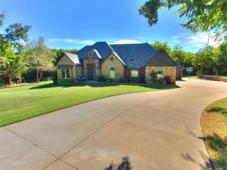 2217 Crestwood Drive, Jones, OK 73049 - #2