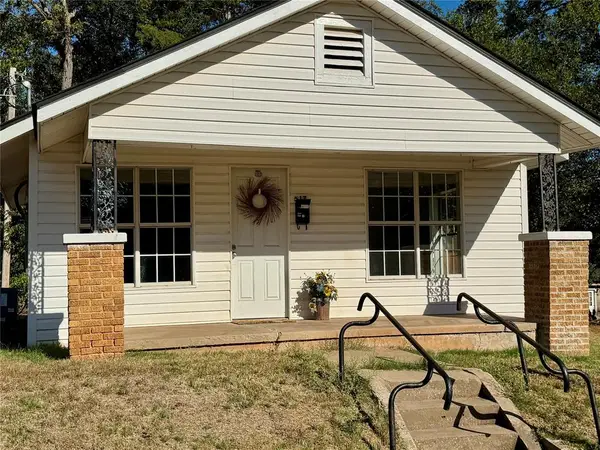 517 S 11th Street, Chickasha, OK 73018