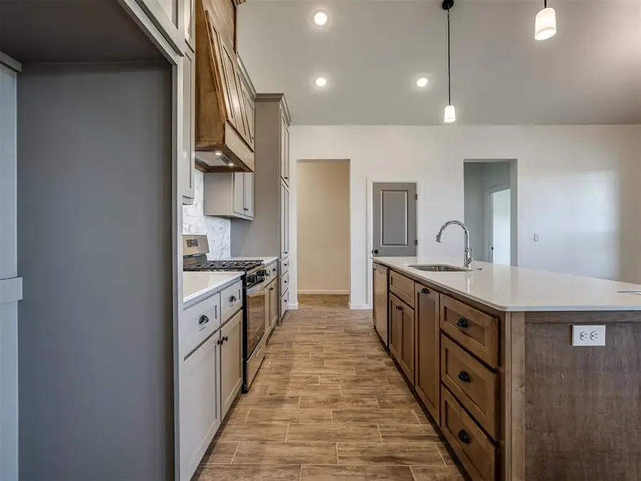 11813 NW 119th Street, Yukon, OK 73099 - #2