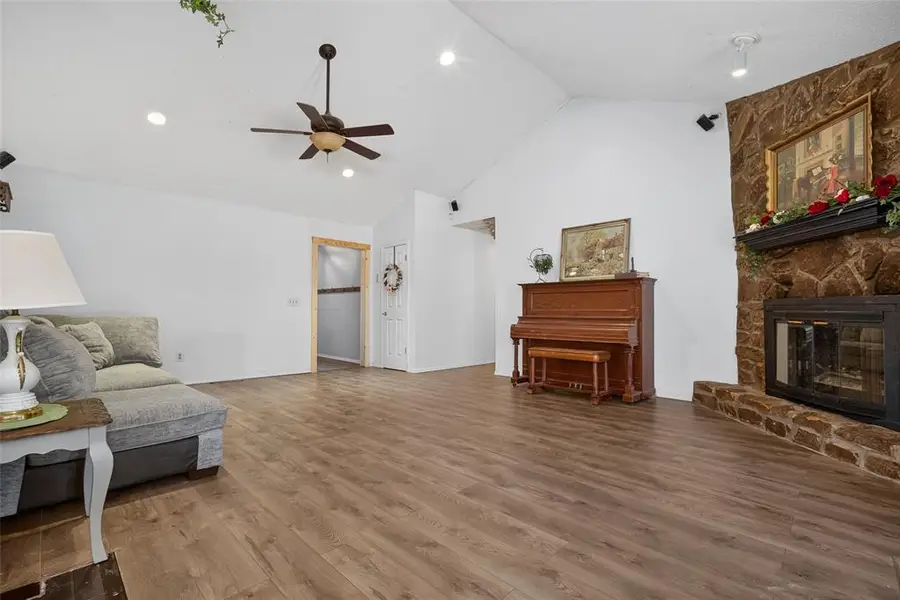 8909 NW 80th Street, Oklahoma City, OK 73132 - #3
