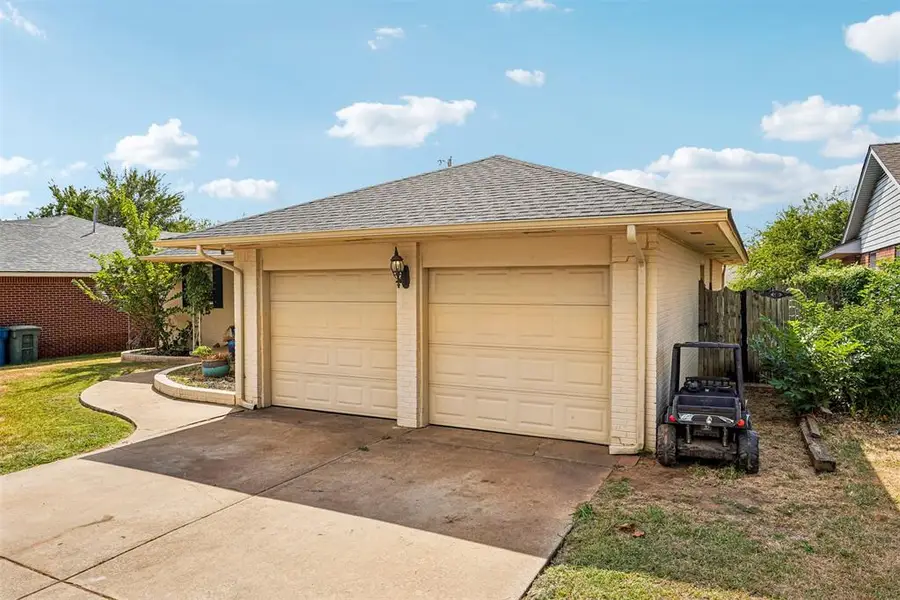 208 E 30th Street, Edmond, OK 73013 - #3