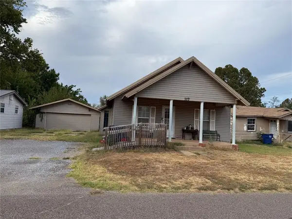 117 E Perry Lane, Mustang, OK 73064