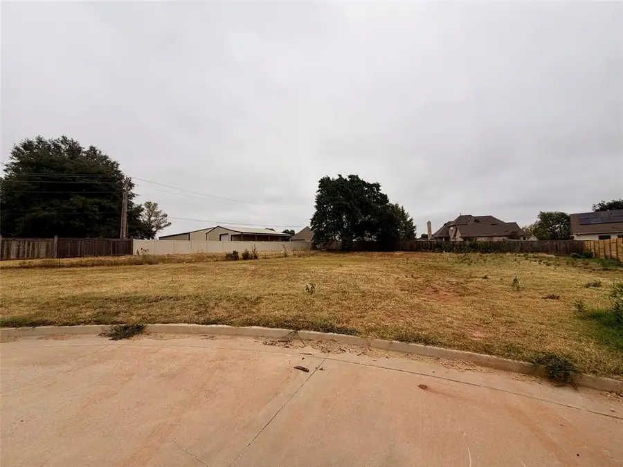 1929 Carleton Lane, Shawnee, OK 74804 - #2