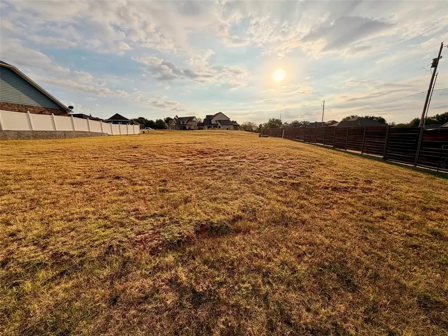 1803 Larkin Lane, Shawnee, OK 74804 - #3