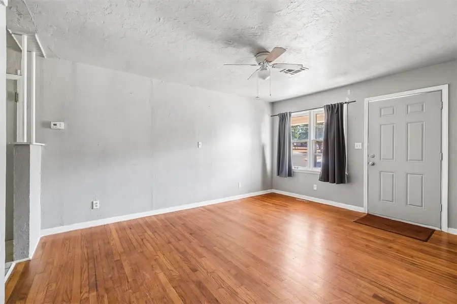 1117 Marydale Avenue, Midwest City, OK 73130 - #3