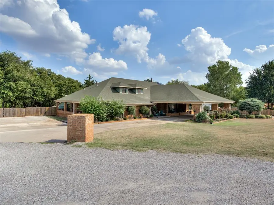 6800 Tanglewood Drive, Mustang, OK 73064 - #2