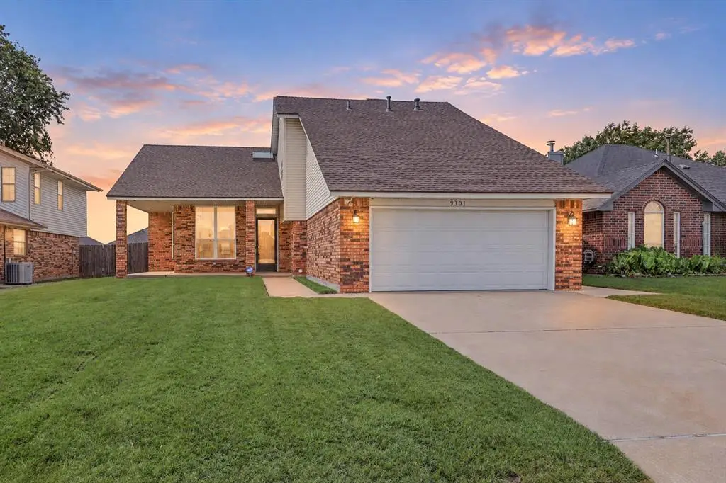 9301 Buttonwood Avenue, Moore, OK 73160 - #1