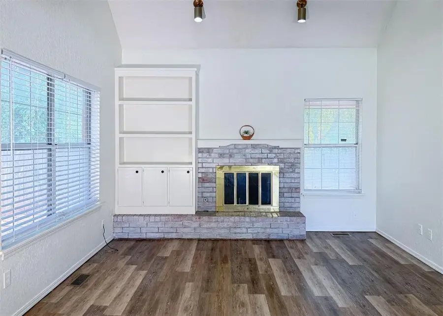 16 Coventry Court, Edmond, OK 73012 - #2