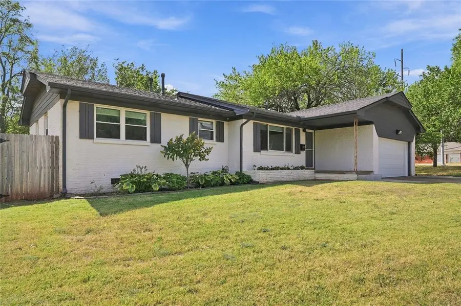 2000 S Boulevard, Edmond, OK 73013 - #3