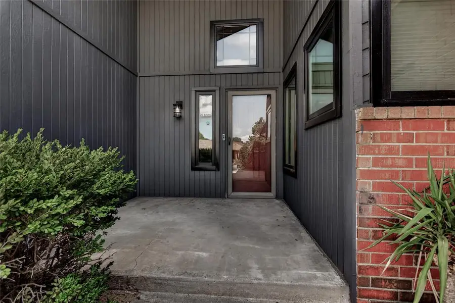6900 Blue Spruce Court, Oklahoma City, OK 73162 - #3