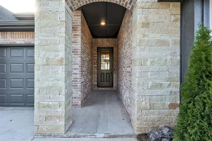 7916 Amber Ridge Drive, Edmond, OK 73034 - #2