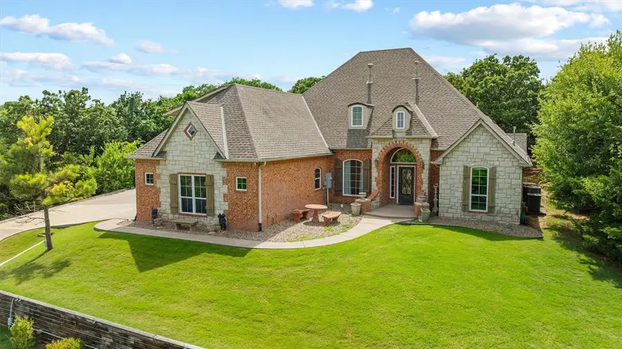 6405 Valley Ridge Drive, Edmond, OK 73034 - #3