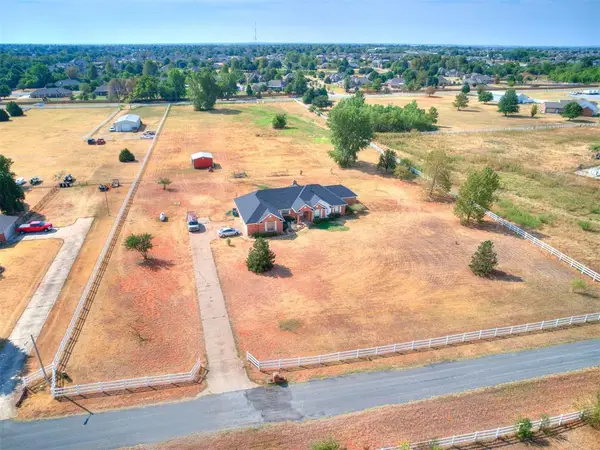 12720 SW 58th Street, Mustang, OK 73064