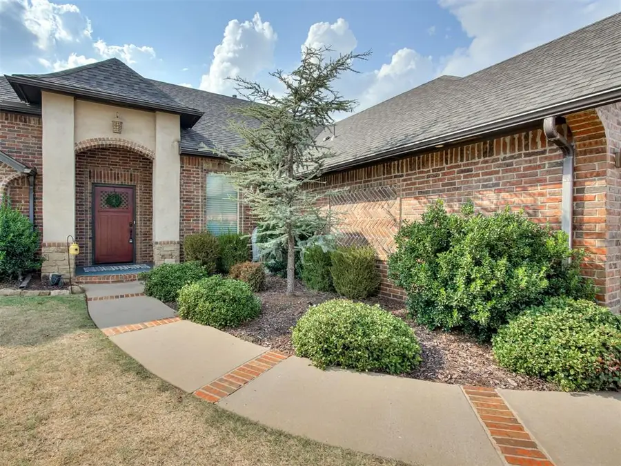 2113 Sycamore Creek Avenue, Yukon, OK 73099 - #3