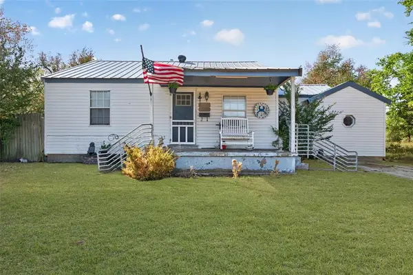 1113 W Arkansas Avenue, Chickasha, OK 73018
