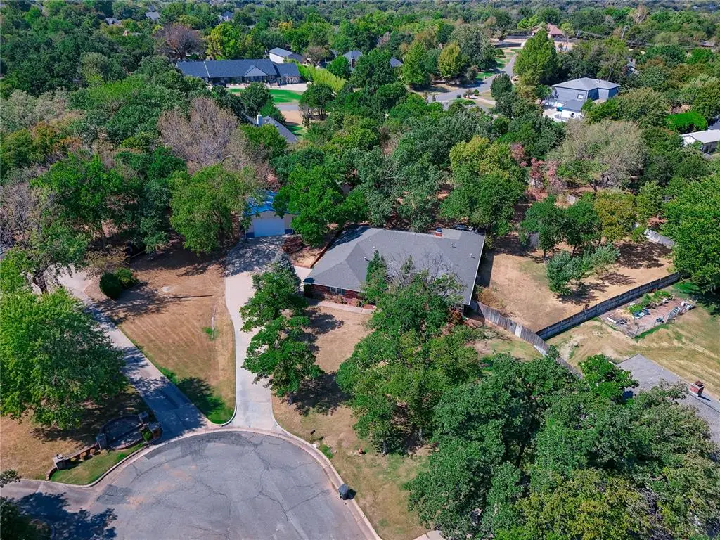 3401 Carriage Way, Edmond, OK 73013 - #1