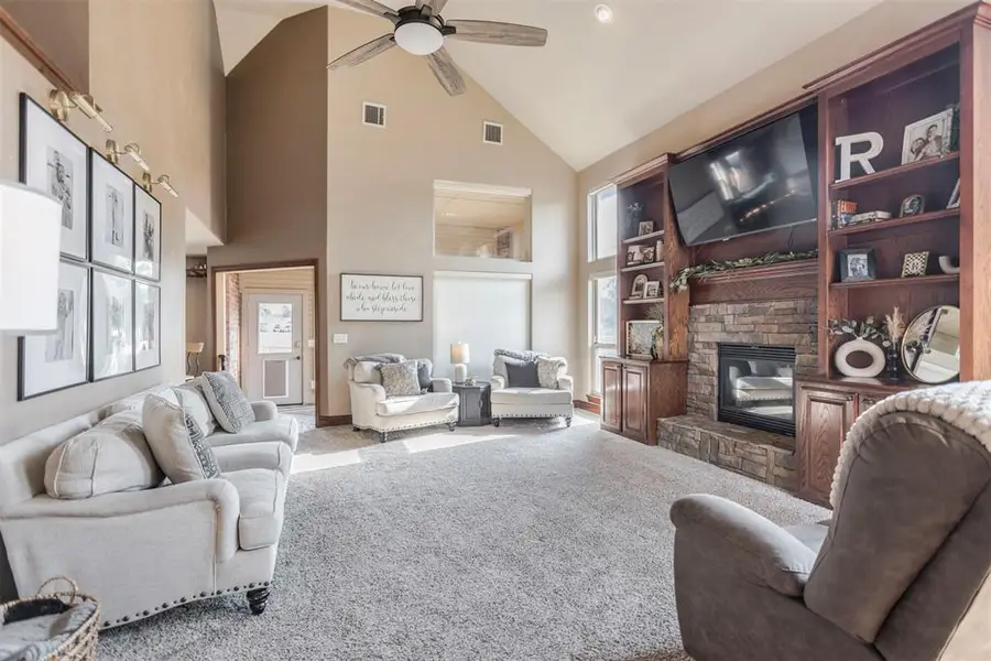 531 W Alamo Court Way, Mustang, OK 73064 - #3