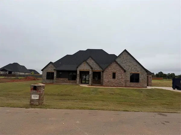 929 Dorsi Circle, Newcastle, OK 73065
