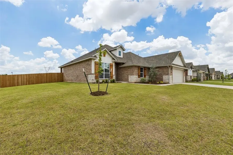 9300 NW 141st Street, Yukon, OK 73099 - #3