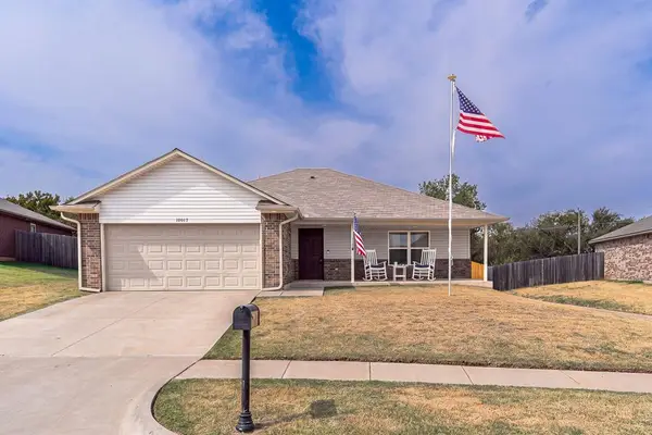 10017 Wessex Drive, Yukon, OK 73099