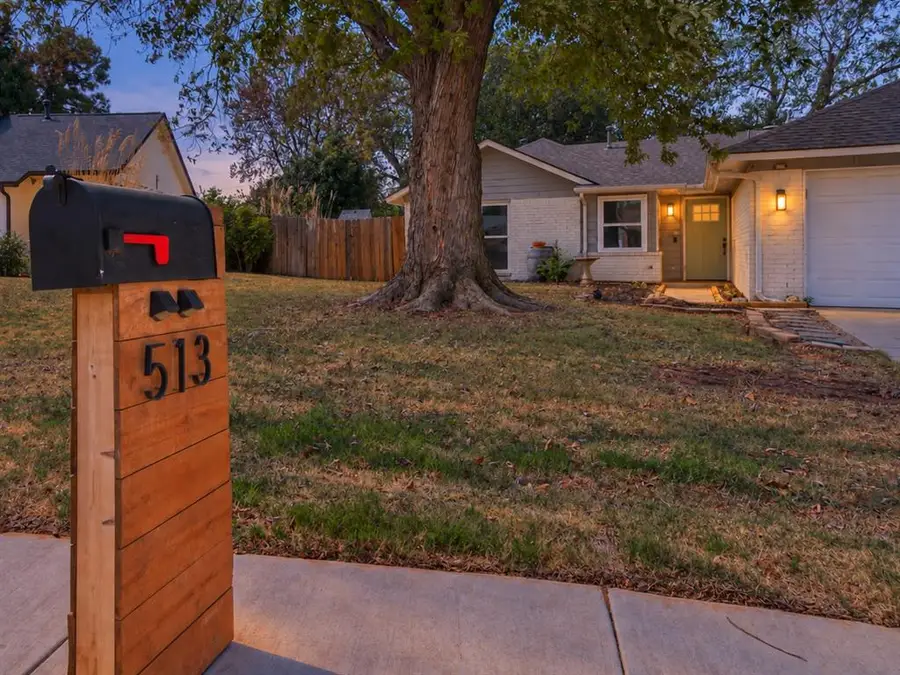 513 Beagle Circle, Edmond, OK 73003 - #2