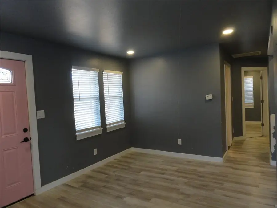 1512 SE 65th Street, Valley Brook, OK 73149 - #2
