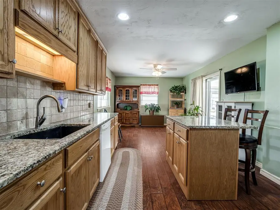 6421 N Libby Avenue, Oklahoma City, OK 73132 - #3