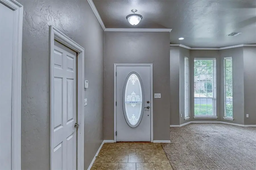 409 Prestwick Street, Norman, OK 73072 - #3