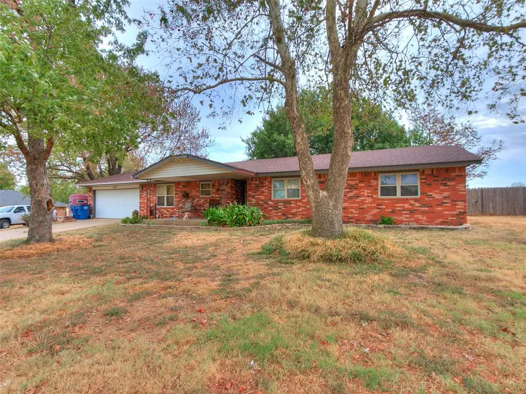 300 N Maryella Terrace, Mustang, OK 73064 - #1