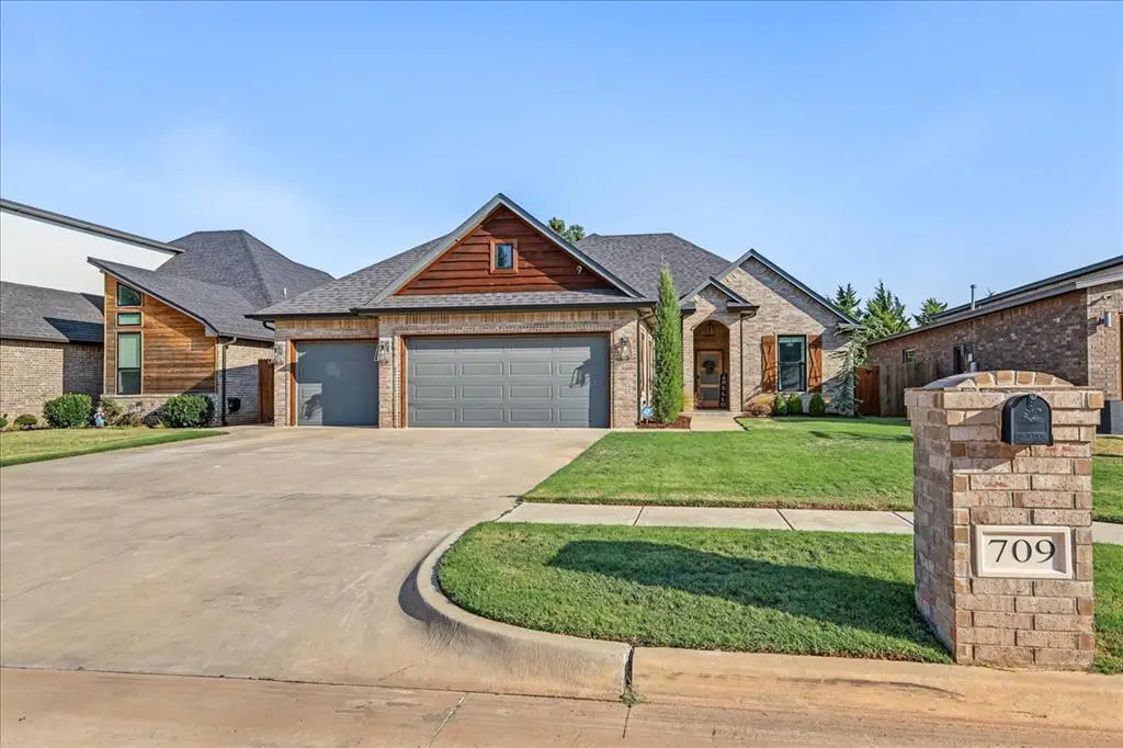 709 E Barajas Terrace, Mustang, OK 73064 - #1