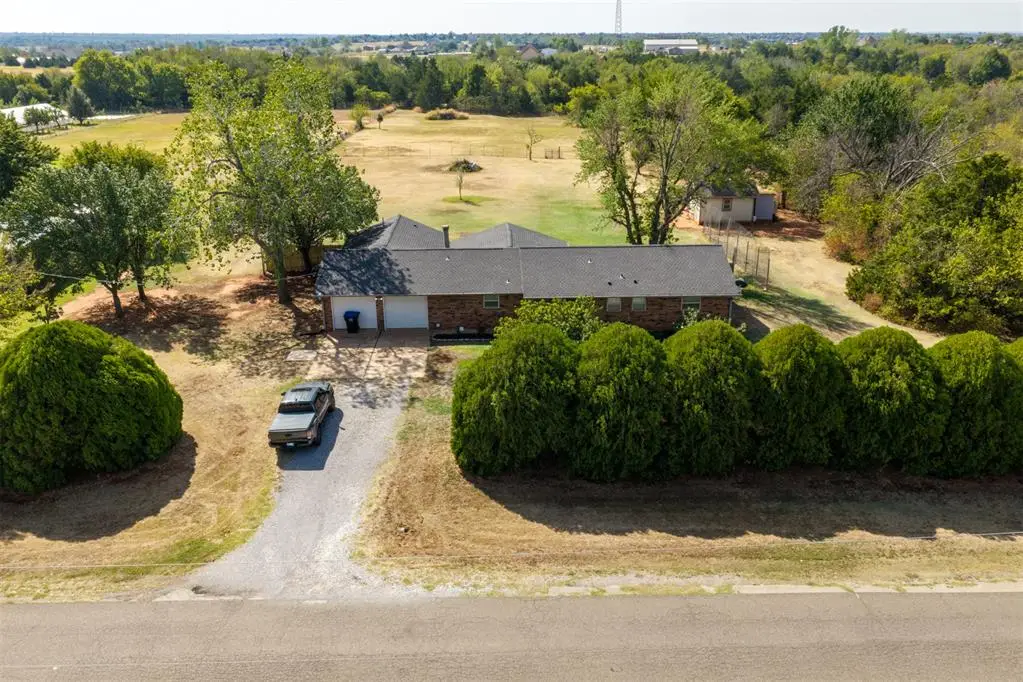 4150 W Evergreen Drive, Edmond, OK 73025 - #1