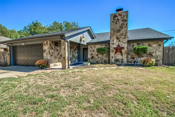 10008 Albert Lane, Yukon, OK 73099
