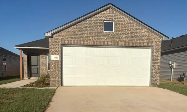 11907 SW 32nd Street, Mustang, OK 73064