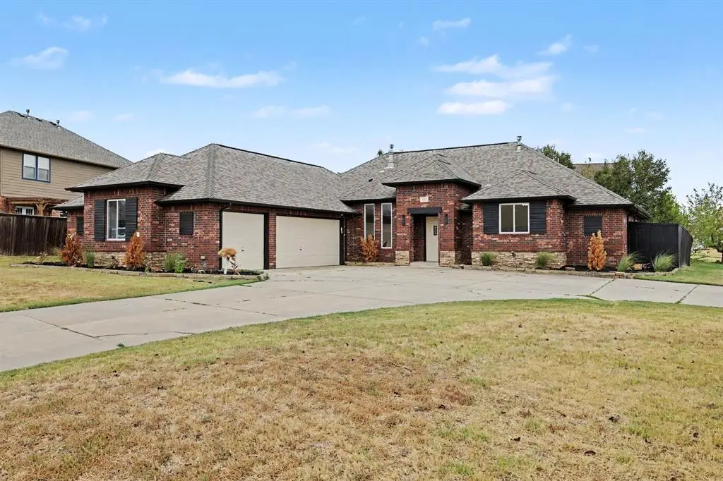 2801 Firewheel Road, Edmond, OK 73013 - #1