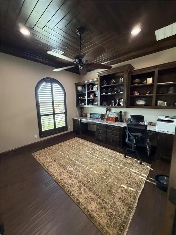 909 NW Thornbury Drive, Lawton, OK 73505 - #3
