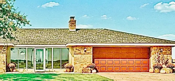 19298 East County Road 1690, Duke, OK 73532