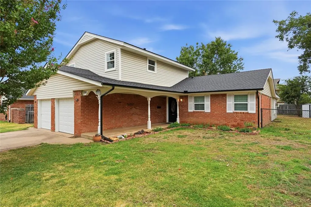 1701 Camelot Drive, Norman, OK 73069 - #1