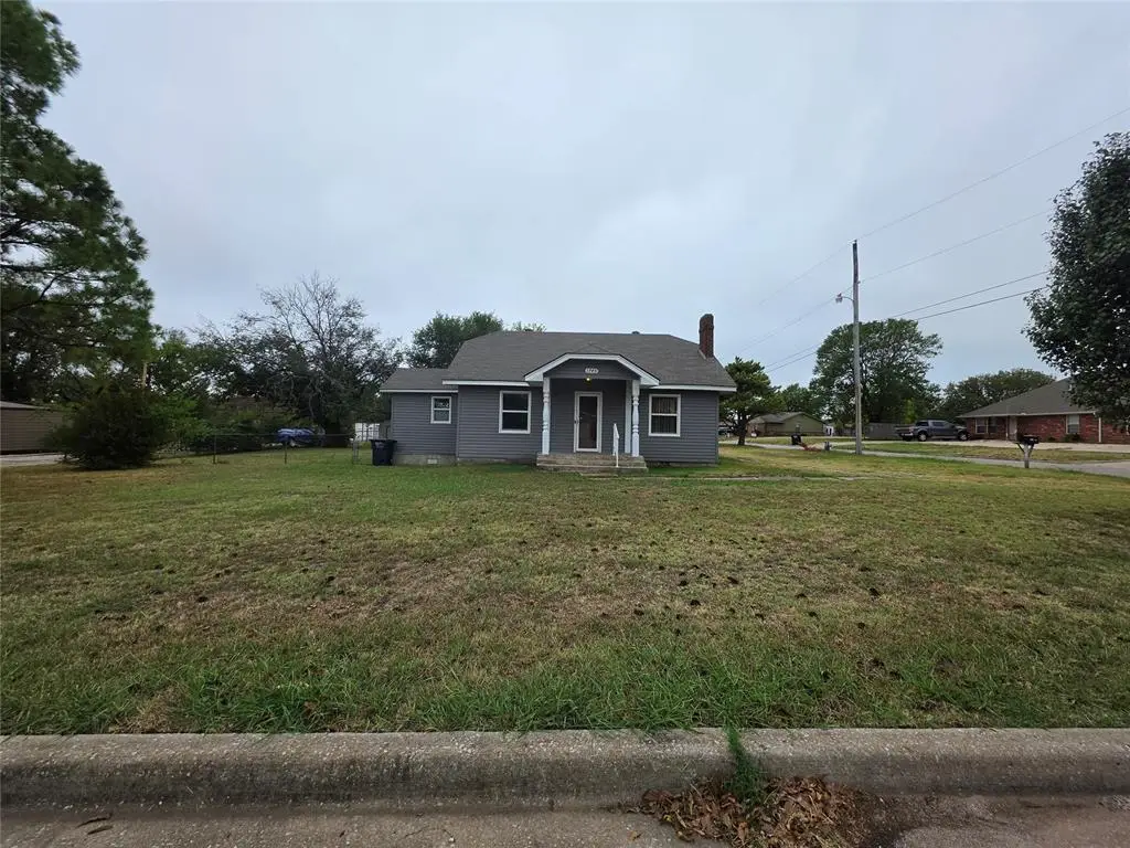 1745 W Wiley Street, Shawnee, OK 74804 - #1