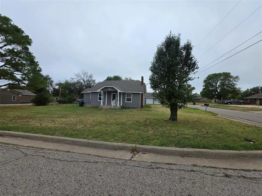 1745 W Wiley Street, Shawnee, OK 74804 - #3
