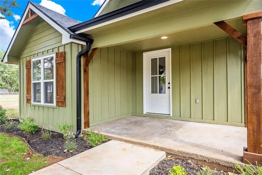 710 N 2nd Street, Marlow, OK 73055 - #3