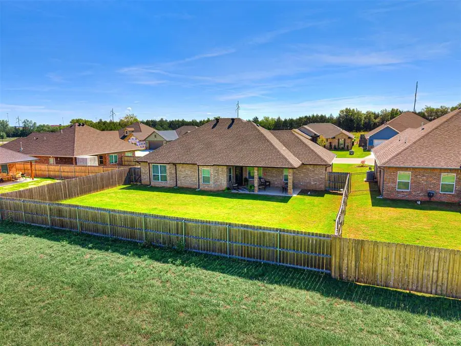 4526 Red Bird Road, Shawnee, OK 74804 - #3