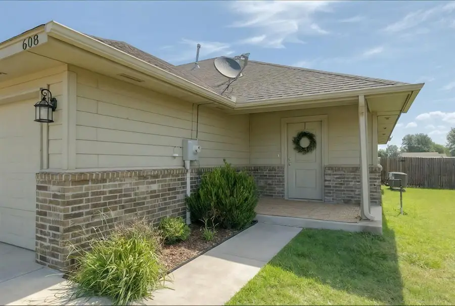 608 N 5th Street #608-610, Cashion, OK 73016 - #3