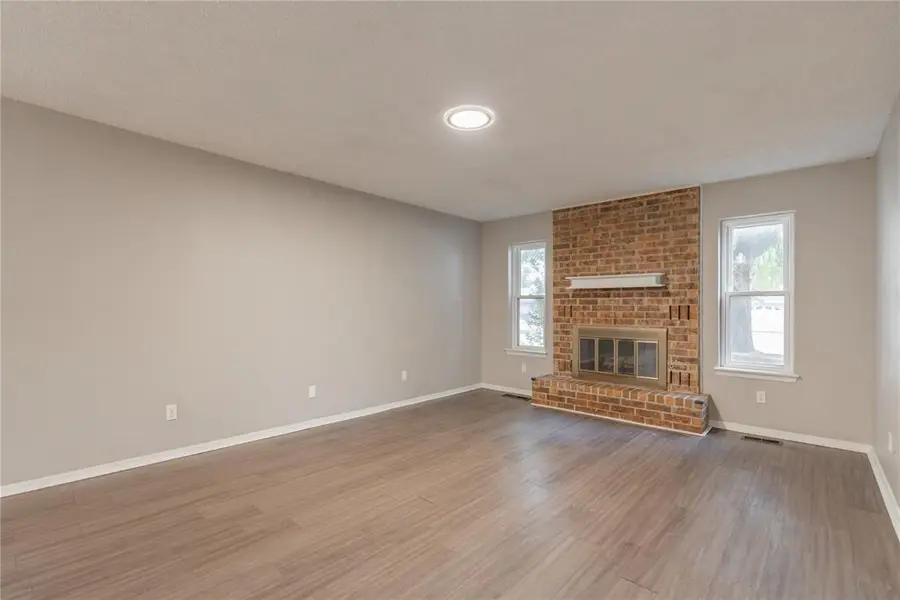 10445 Dover Drive, Yukon, OK 73099 - #3