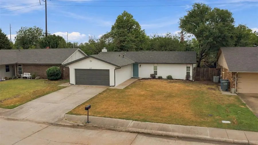 217 Elwood Drive, Edmond, OK 73013 - #2