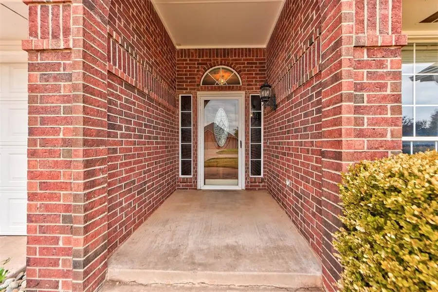 3909 Brunswick Lane, Norman, OK 73072 - #3
