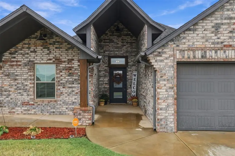 10601 Wild Horse Creek Drive, Yukon, OK 73099 - #3