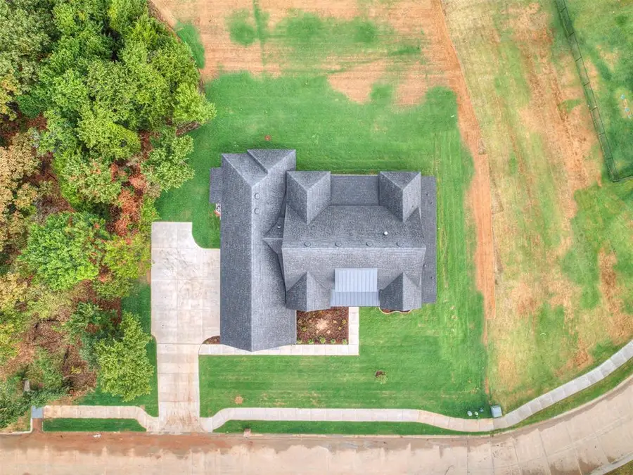 14117 N Ridge Drive, Choctaw, OK 73020 - #2