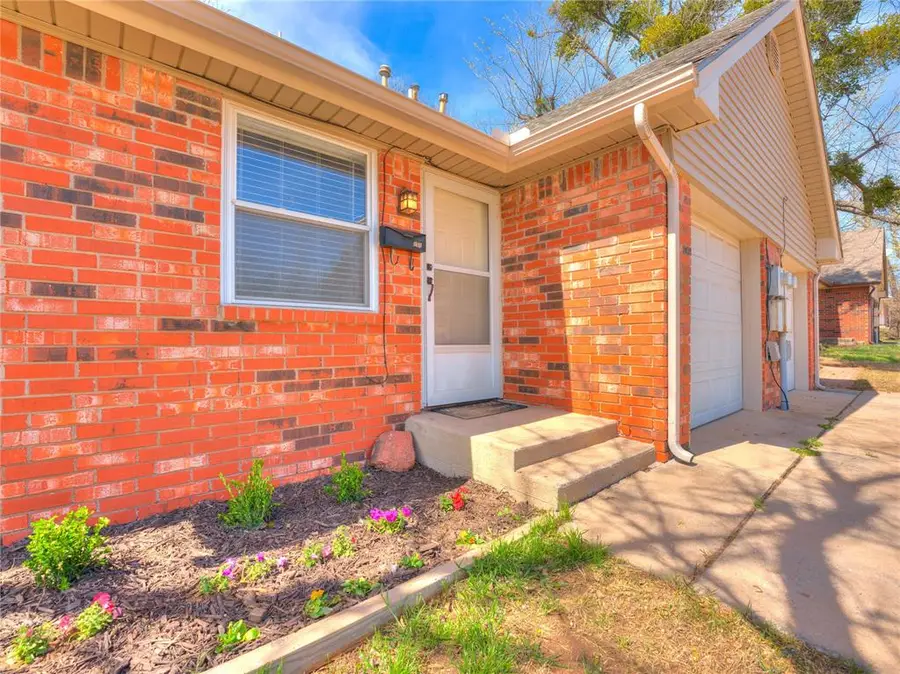 101 N Hortense Avenue, Edmond, OK 73034 - #2