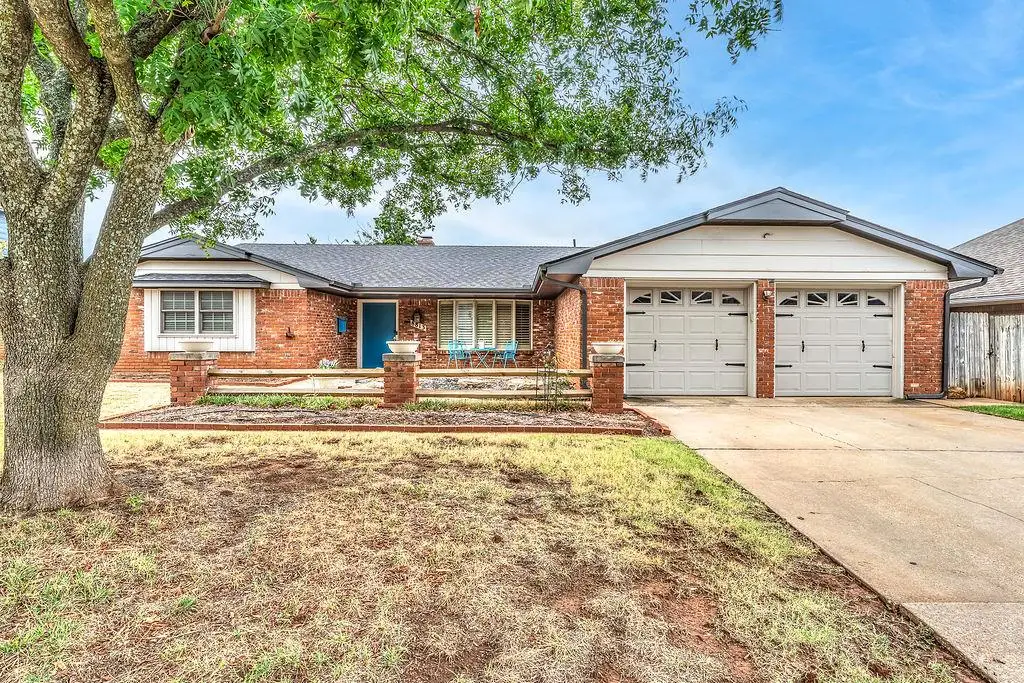 8813 Lakeaire Drive, Oklahoma City, OK 73132 - #1